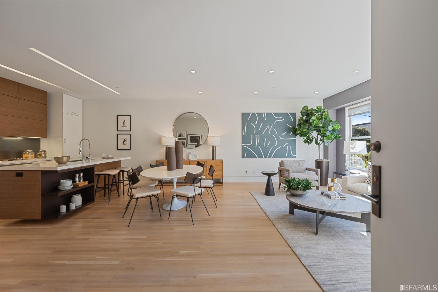 1250 Leavenworth Street Unit: 1