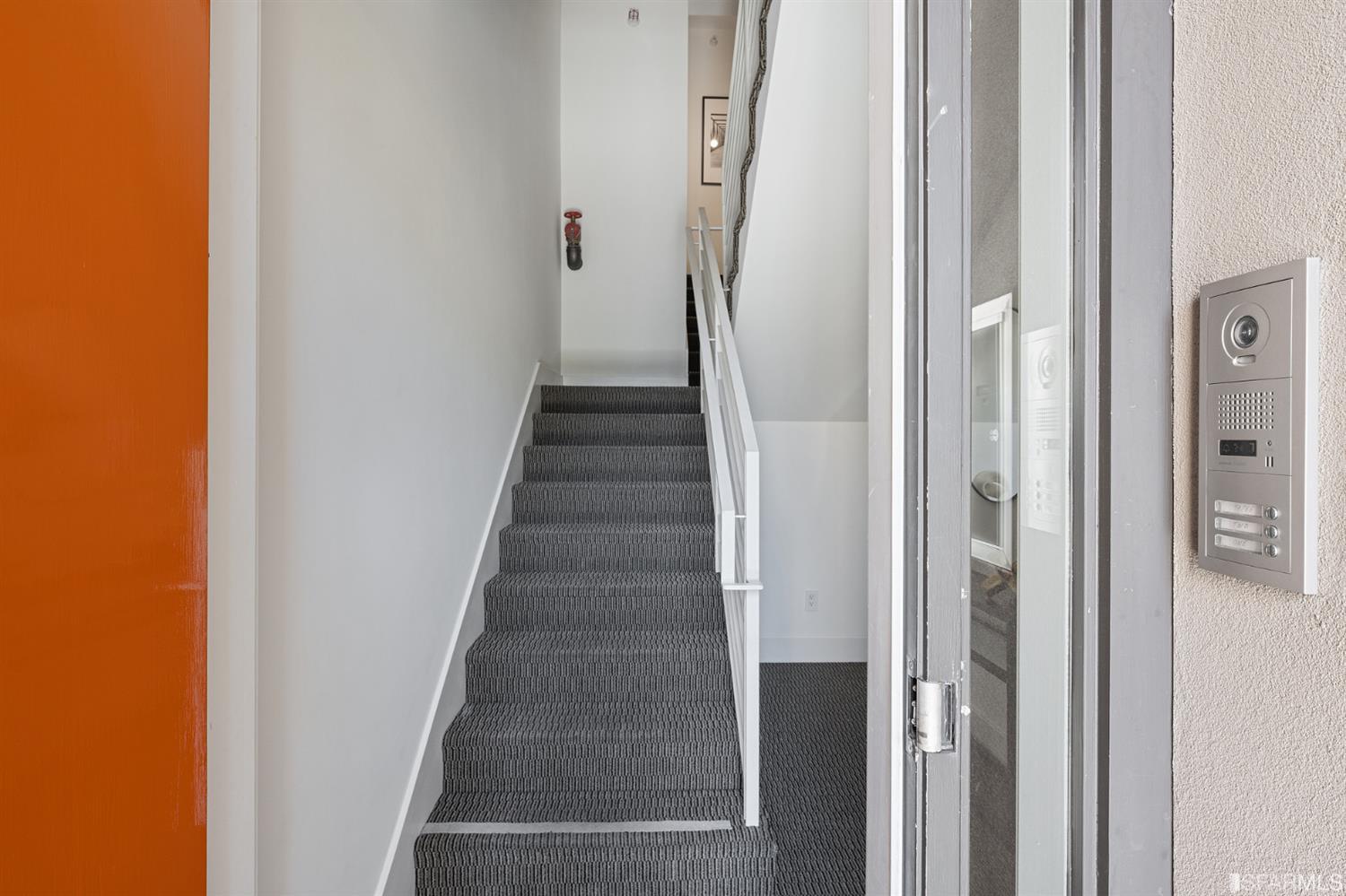 1250 Leavenworth Street Unit: 1