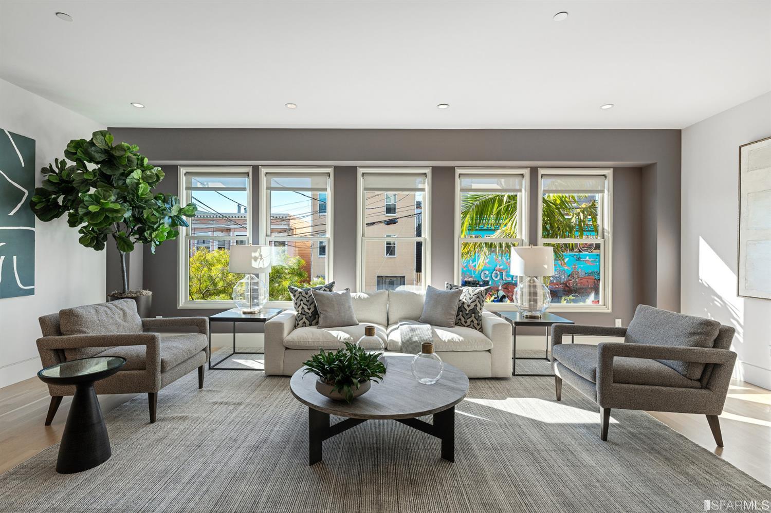 1250 Leavenworth Street Unit: 1