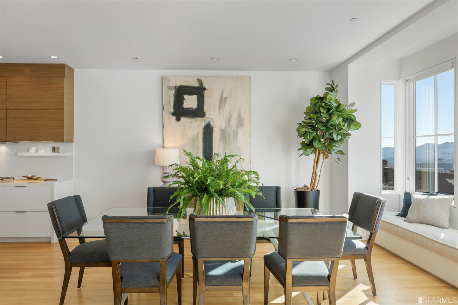 1250 Leavenworth Street Unit: 3