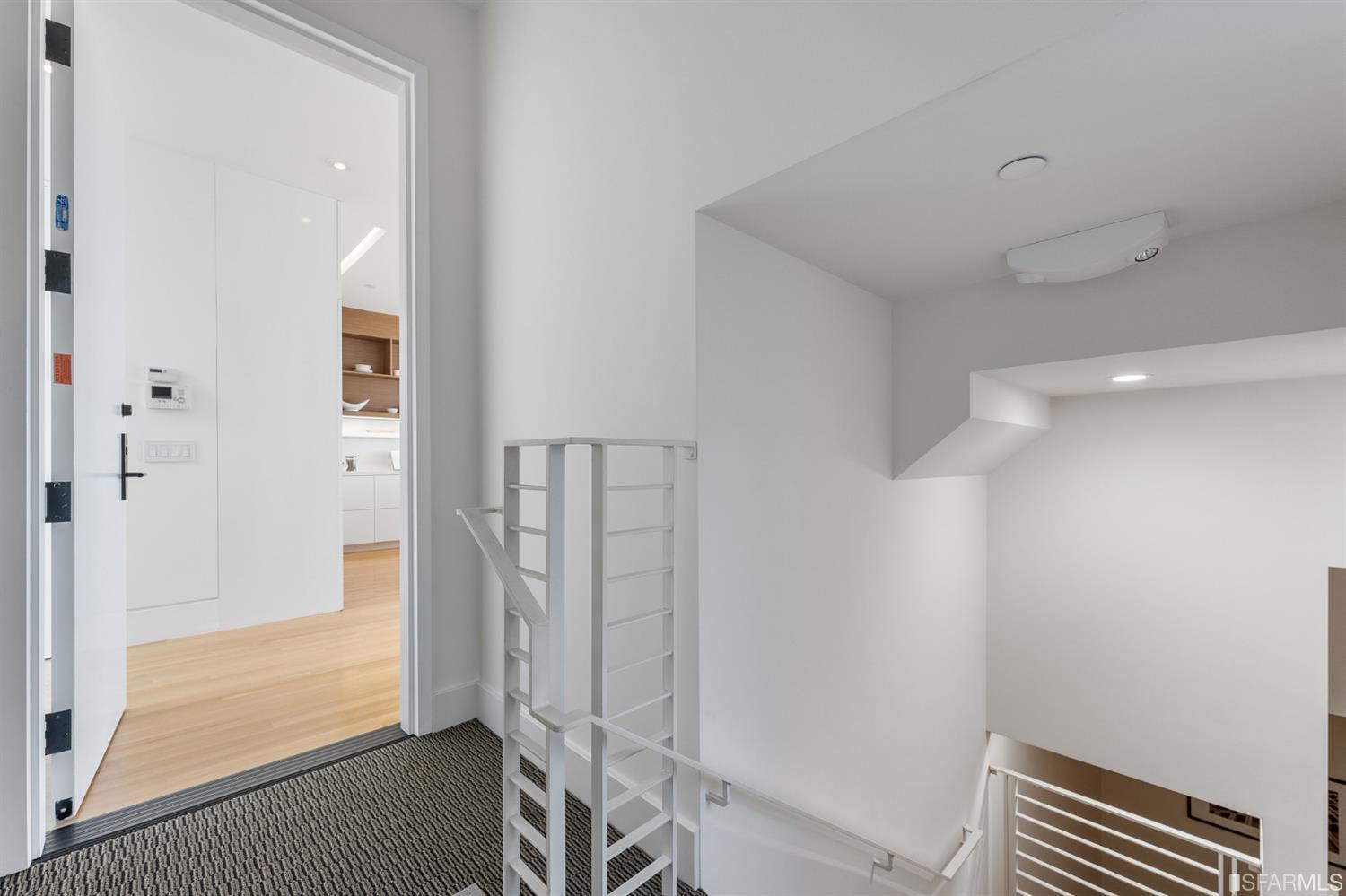 1250 Leavenworth Street Unit: 3