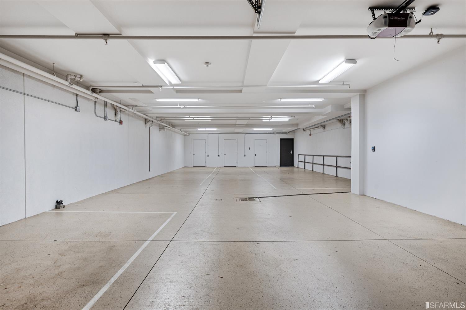 1250 Leavenworth Street Unit: 2