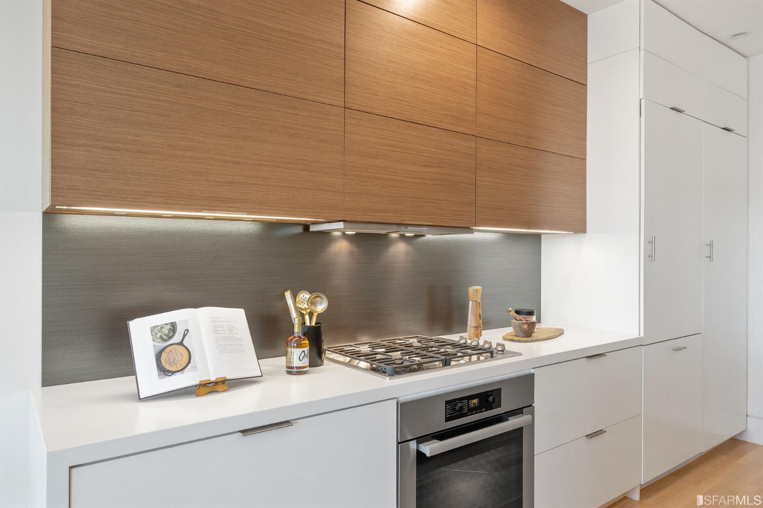 1250 Leavenworth Street Unit: 2