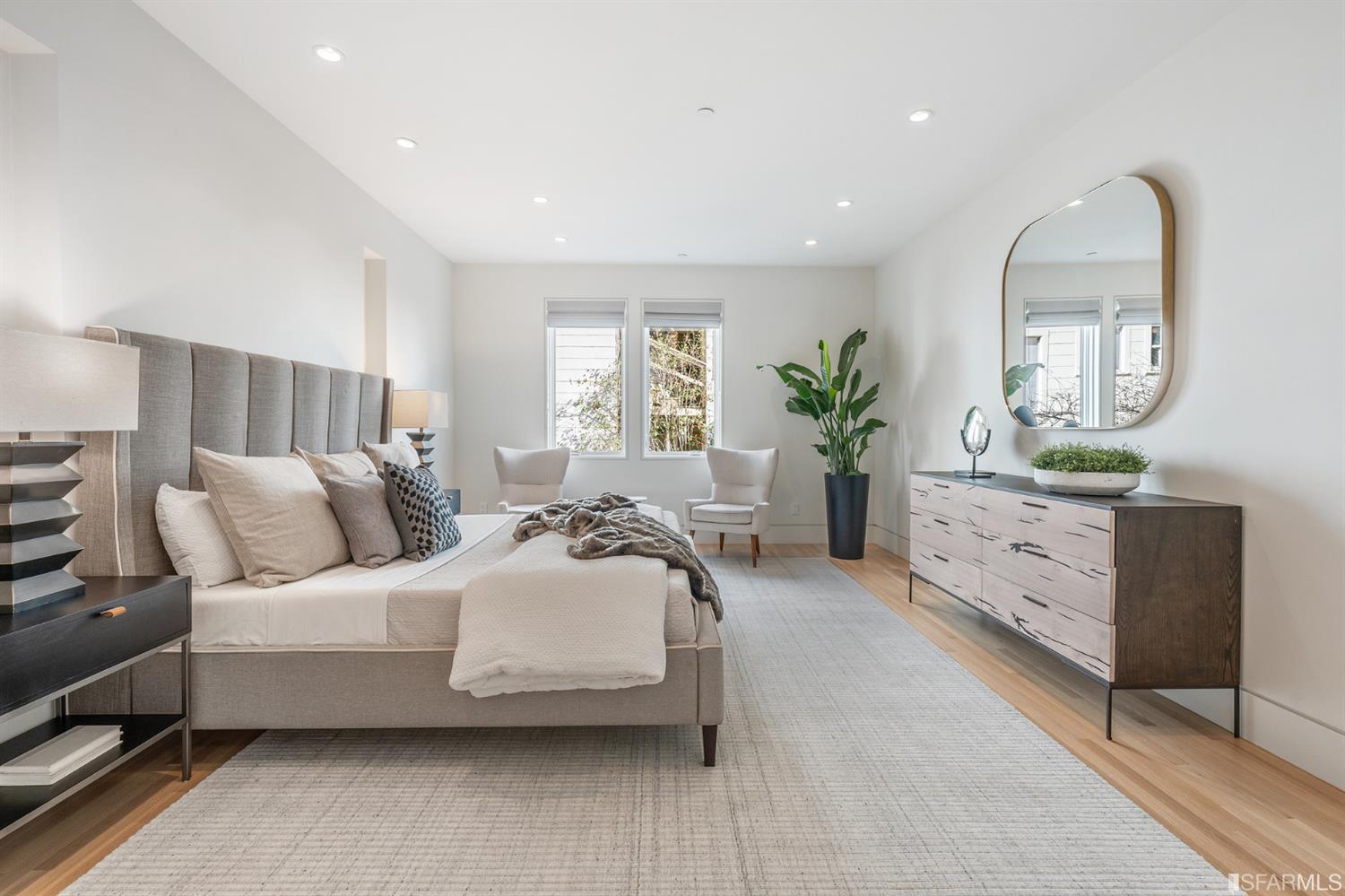 1250 Leavenworth Street Unit: 2