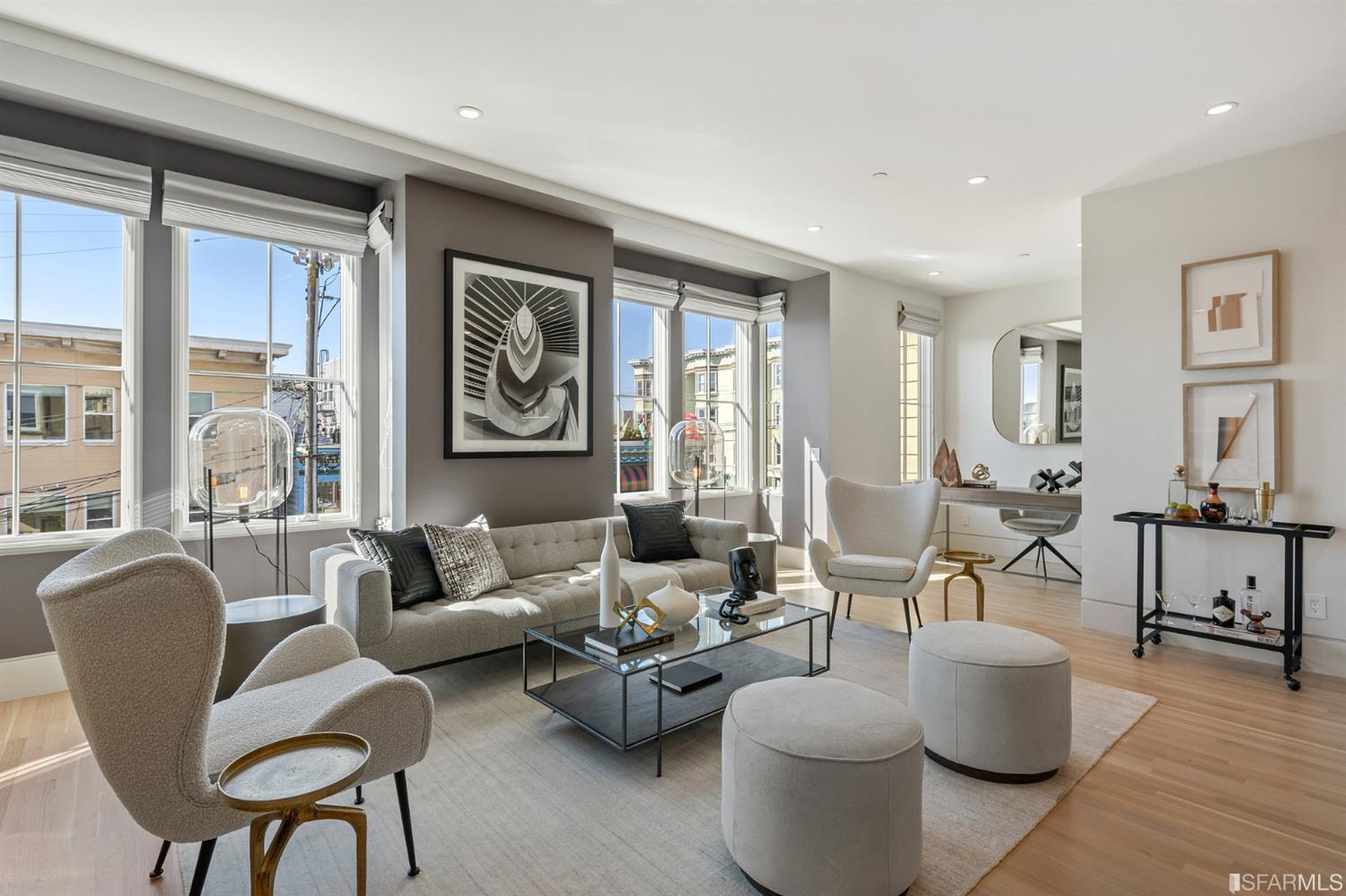 1250 Leavenworth Street Unit: 2