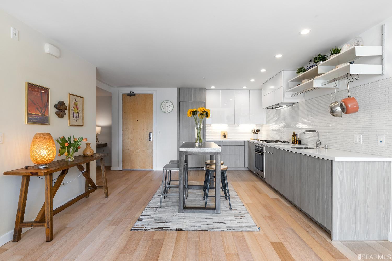 300 Ivy Street Unit: 312