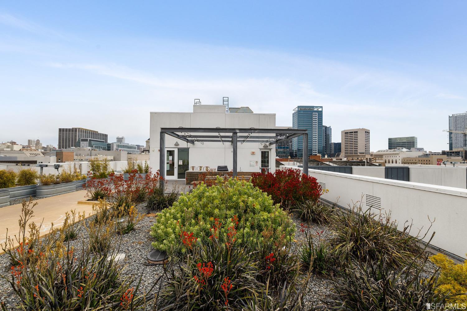 300 Ivy Street Unit: 312