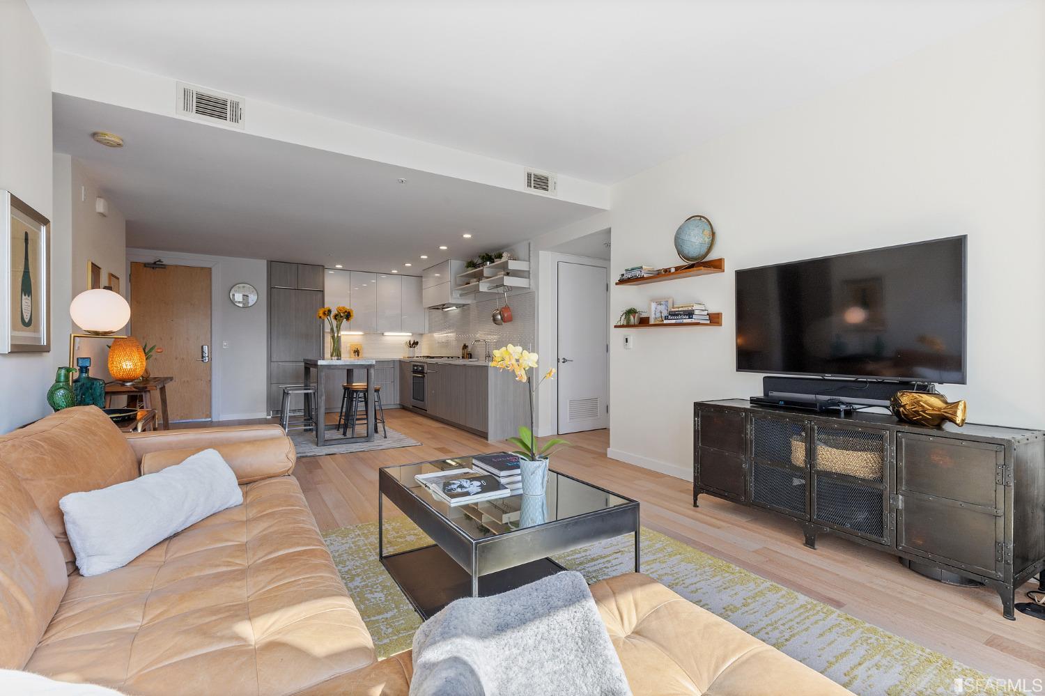 300 Ivy Street Unit: 312