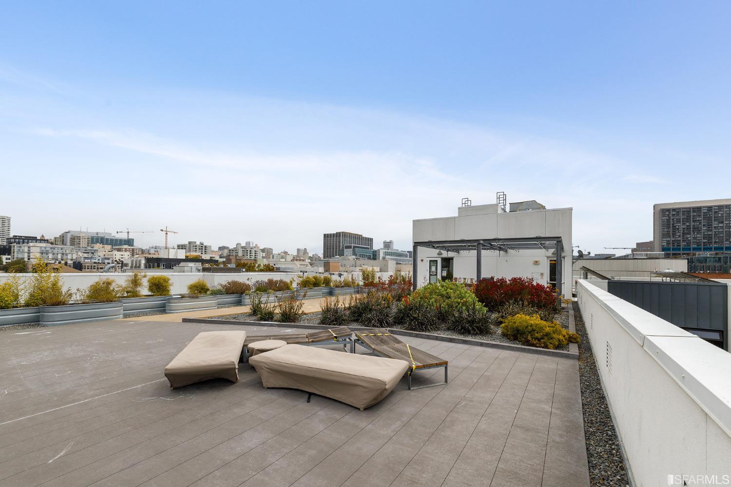 300 Ivy Street Unit: 312