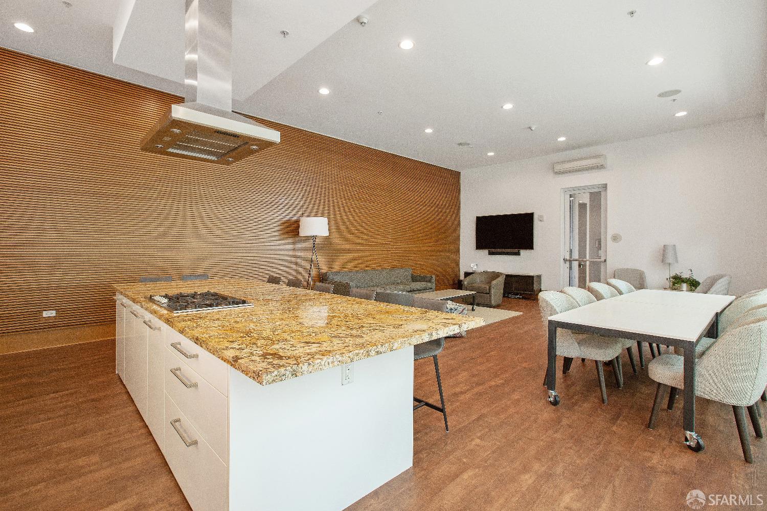 1160 Mission Street Unit: 1808