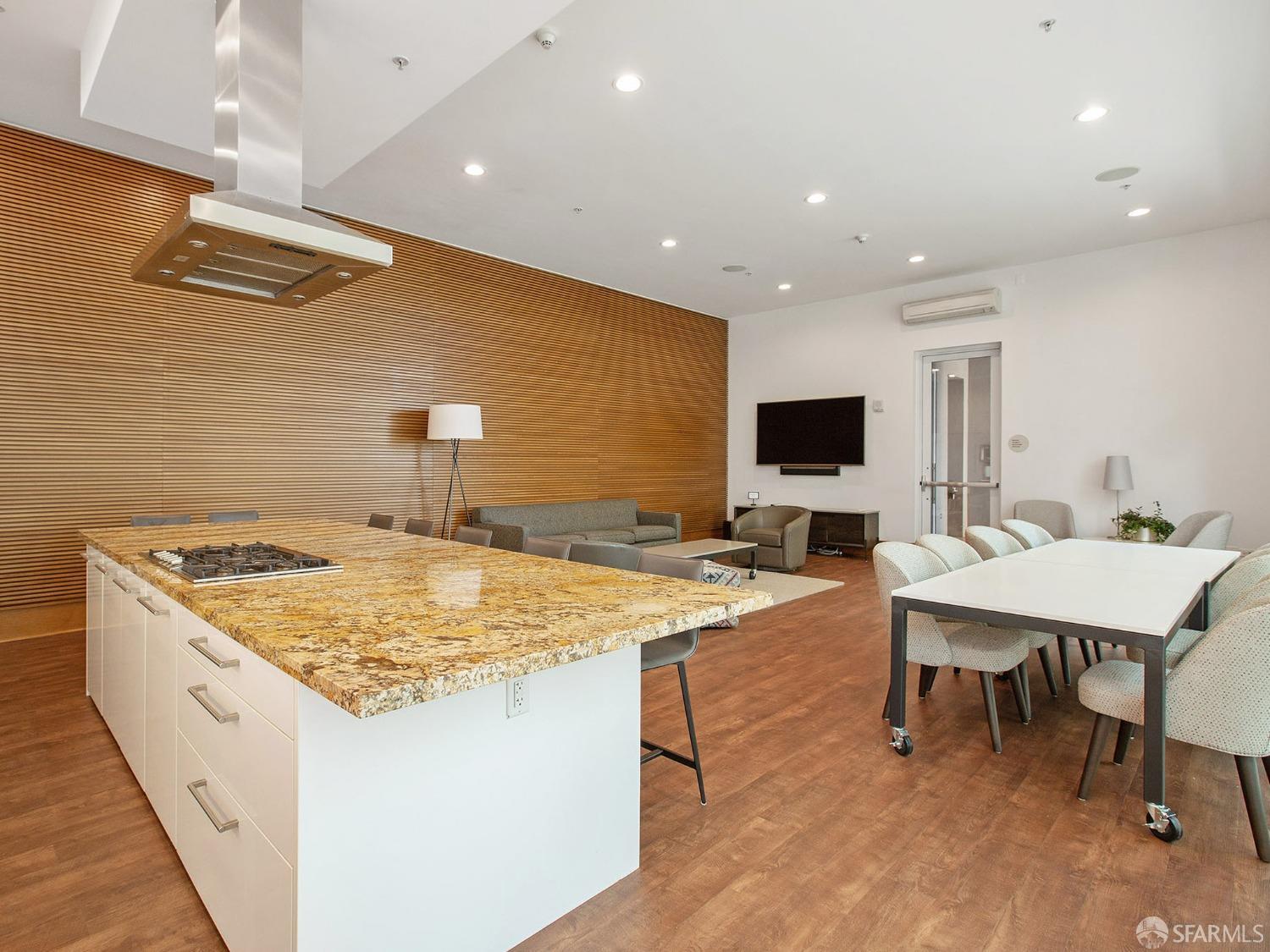 1160 Mission Street Unit: 601