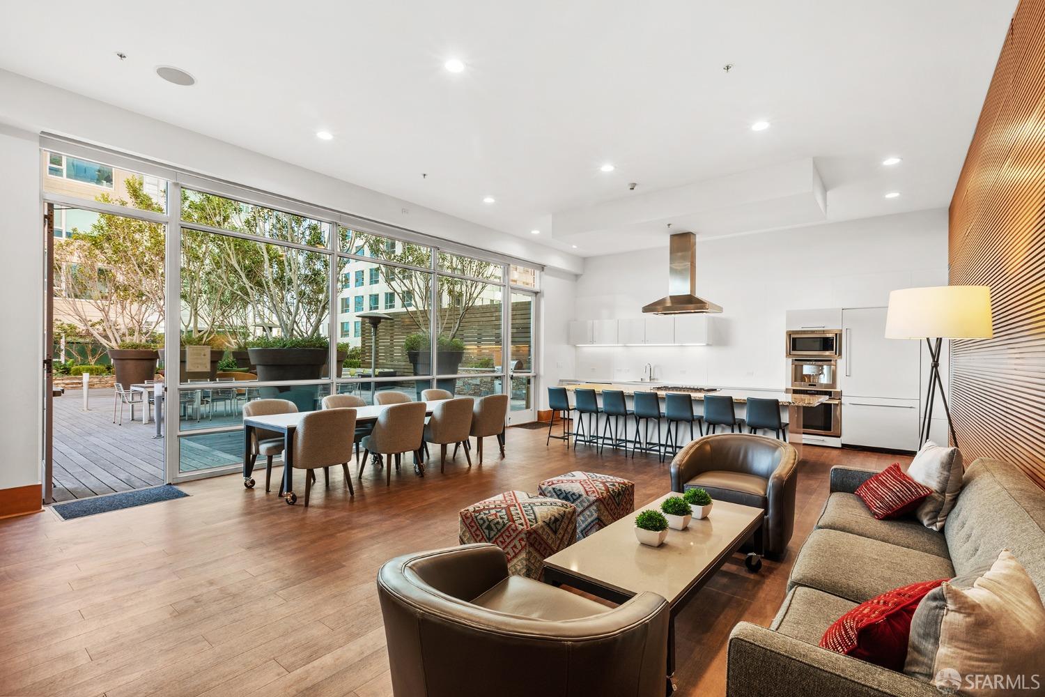 1160 Mission Street Unit: 910