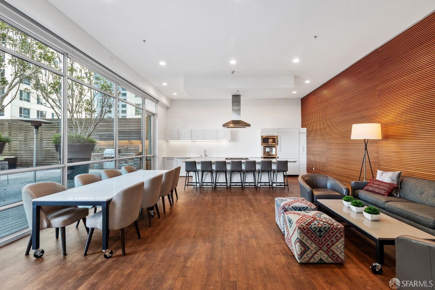 1160 Mission Street Unit: 910