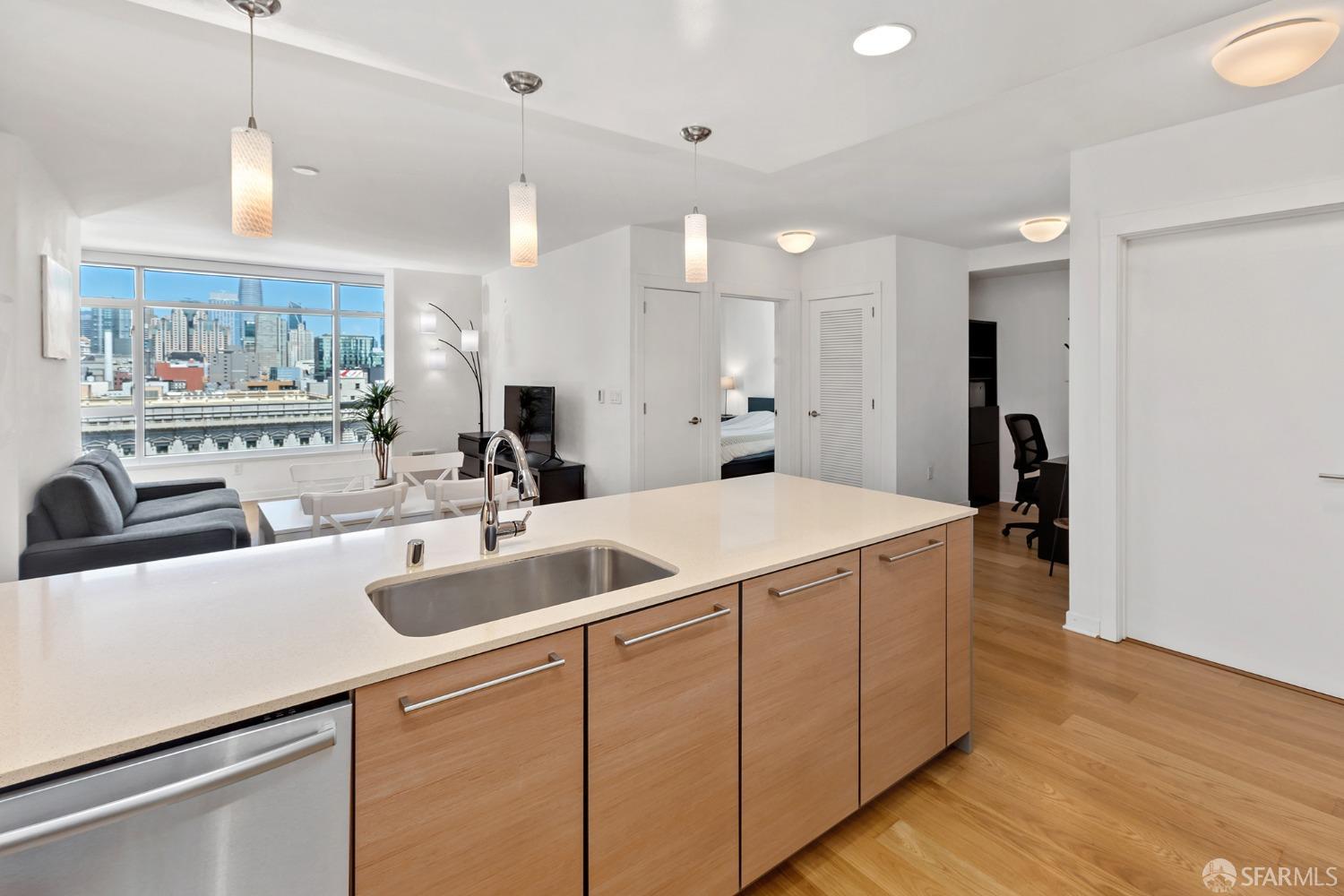 1160 Mission Street Unit: 910