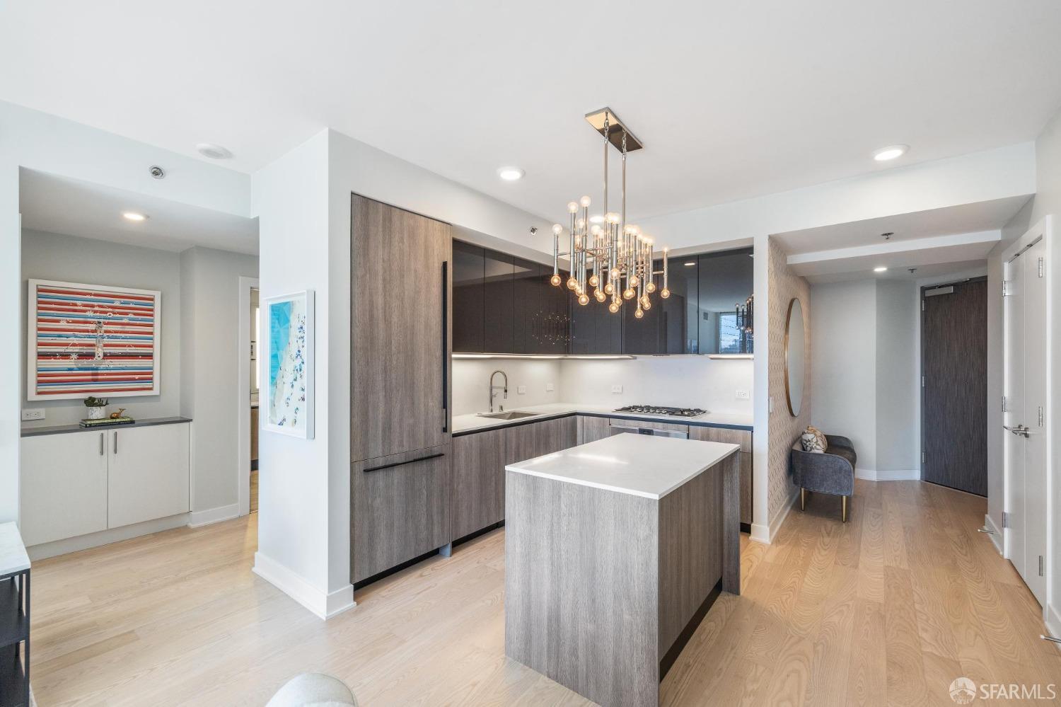 201 Folsom Street # 17H