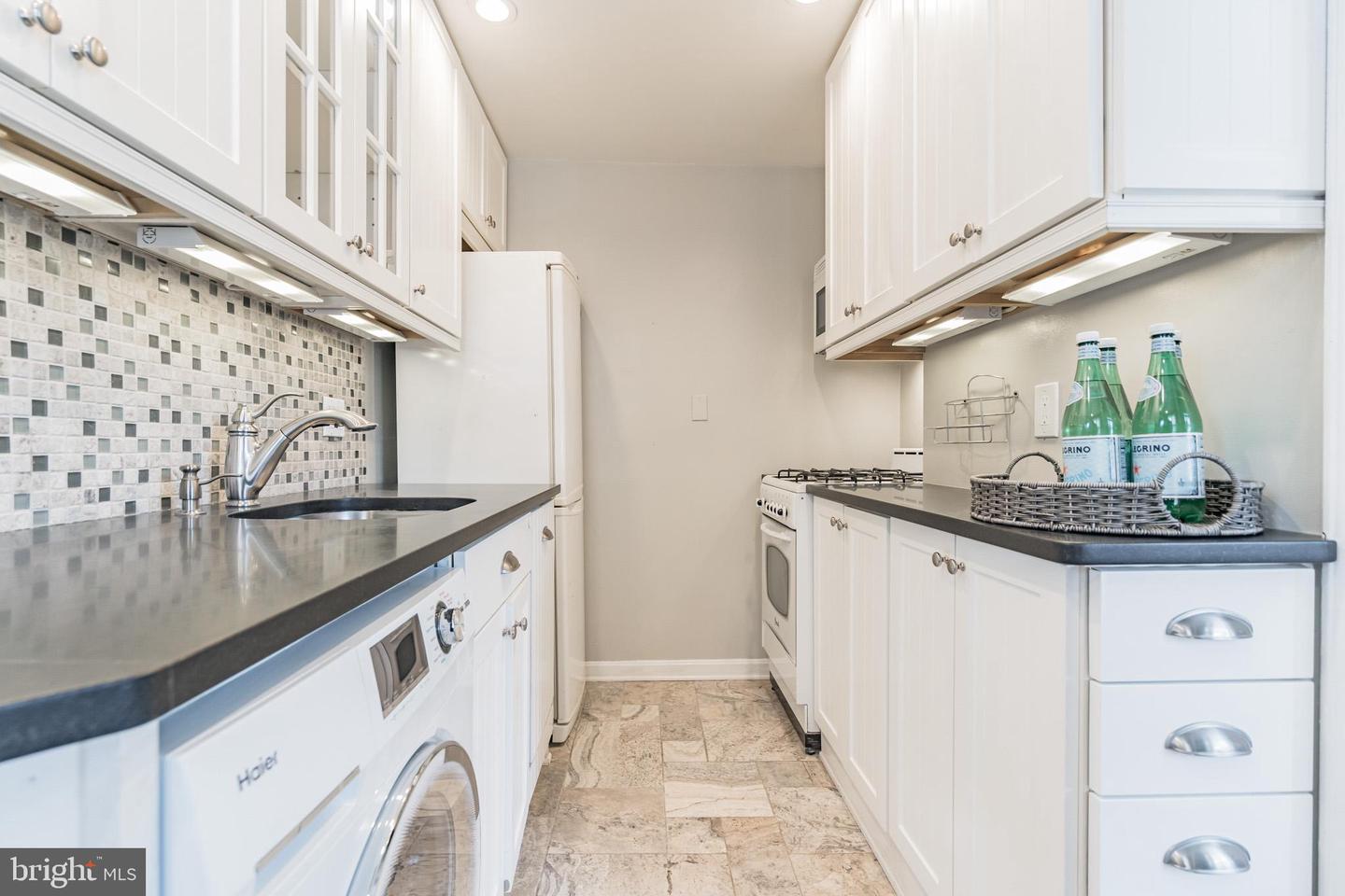 2100 19TH STREET NW Unit: 605