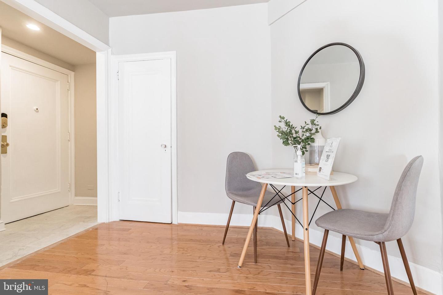 2100 19TH STREET NW Unit: 605