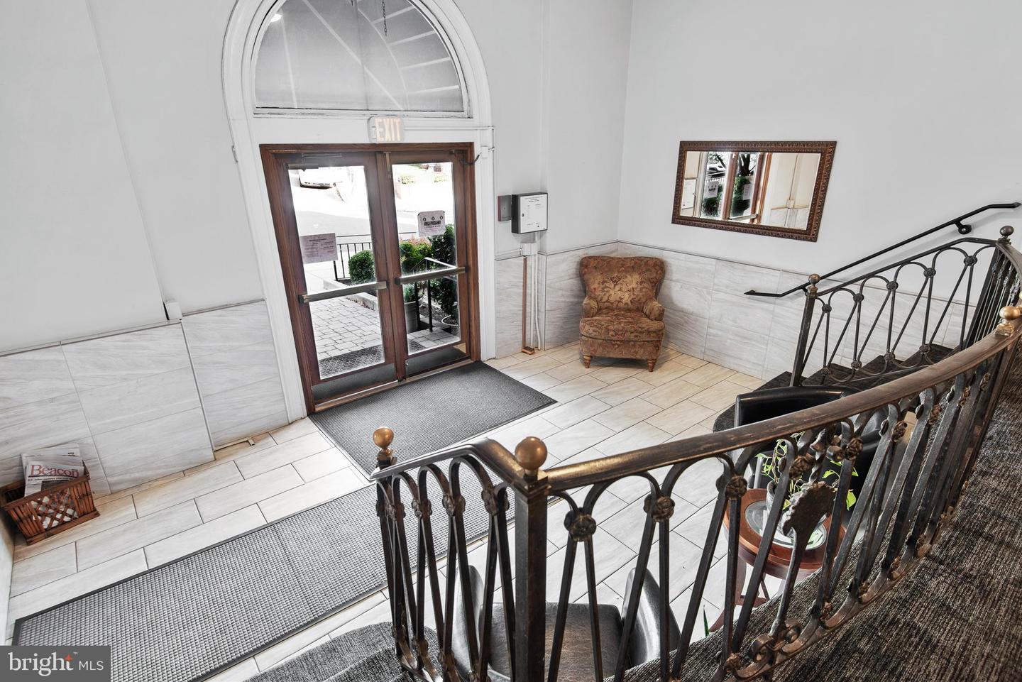 2100 19TH STREET NW Unit: 605