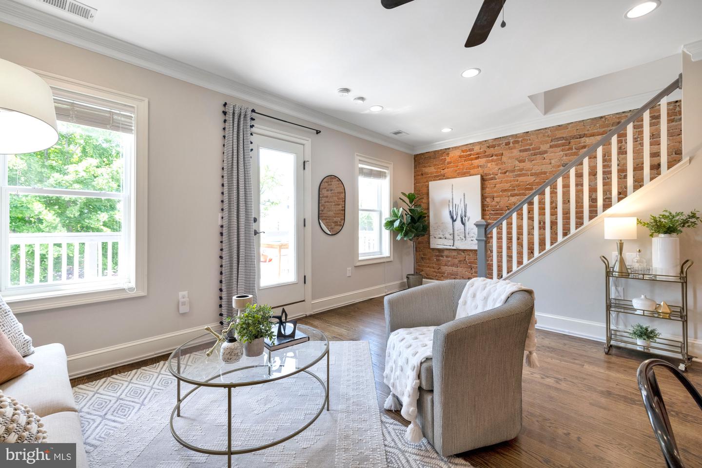 1732 BAY STREET SE Unit: 1