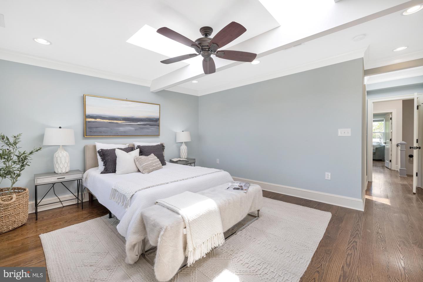 1732 BAY STREET SE Unit: 1