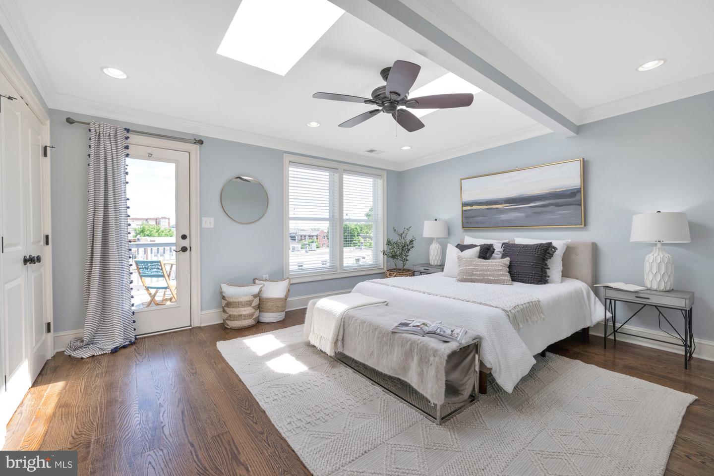 1732 BAY STREET SE Unit: 1