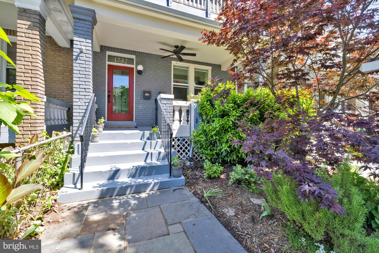 1732 BAY STREET SE Unit: 1