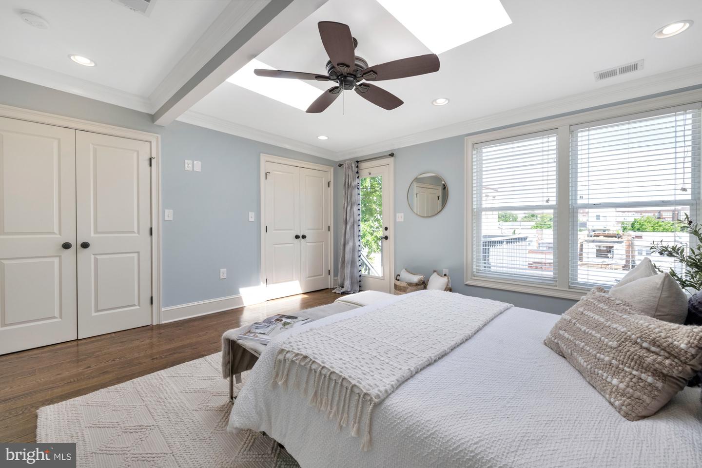 1732 BAY STREET SE Unit: 1