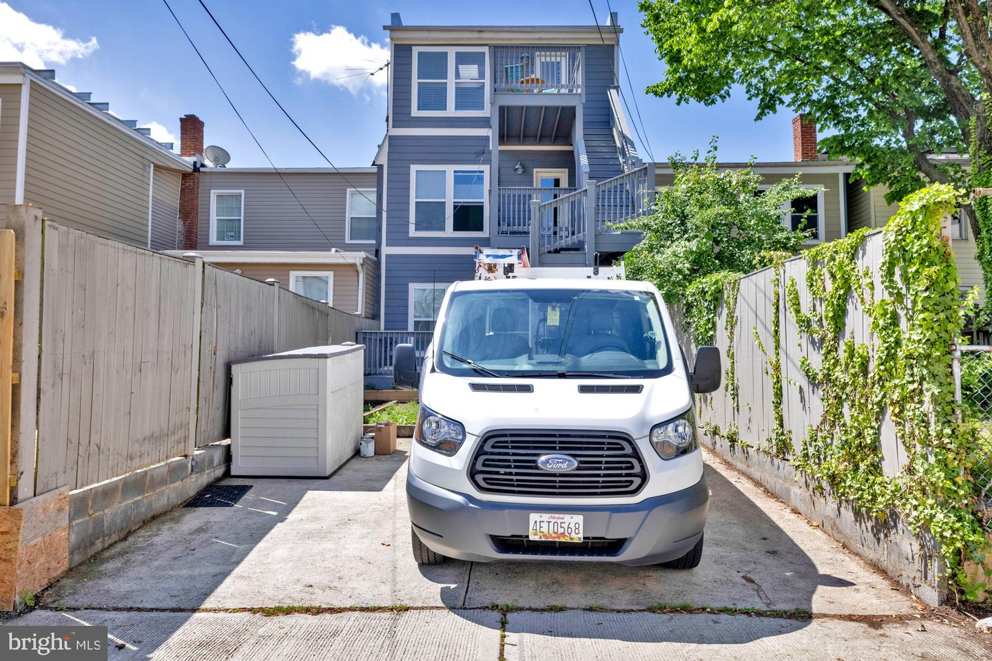 1732 BAY STREET SE Unit: 1