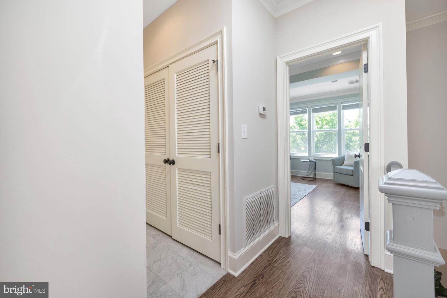 1732 BAY STREET SE Unit: 1