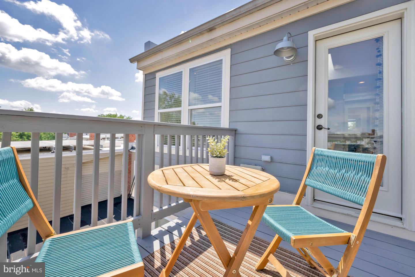 1732 BAY STREET SE Unit: 1