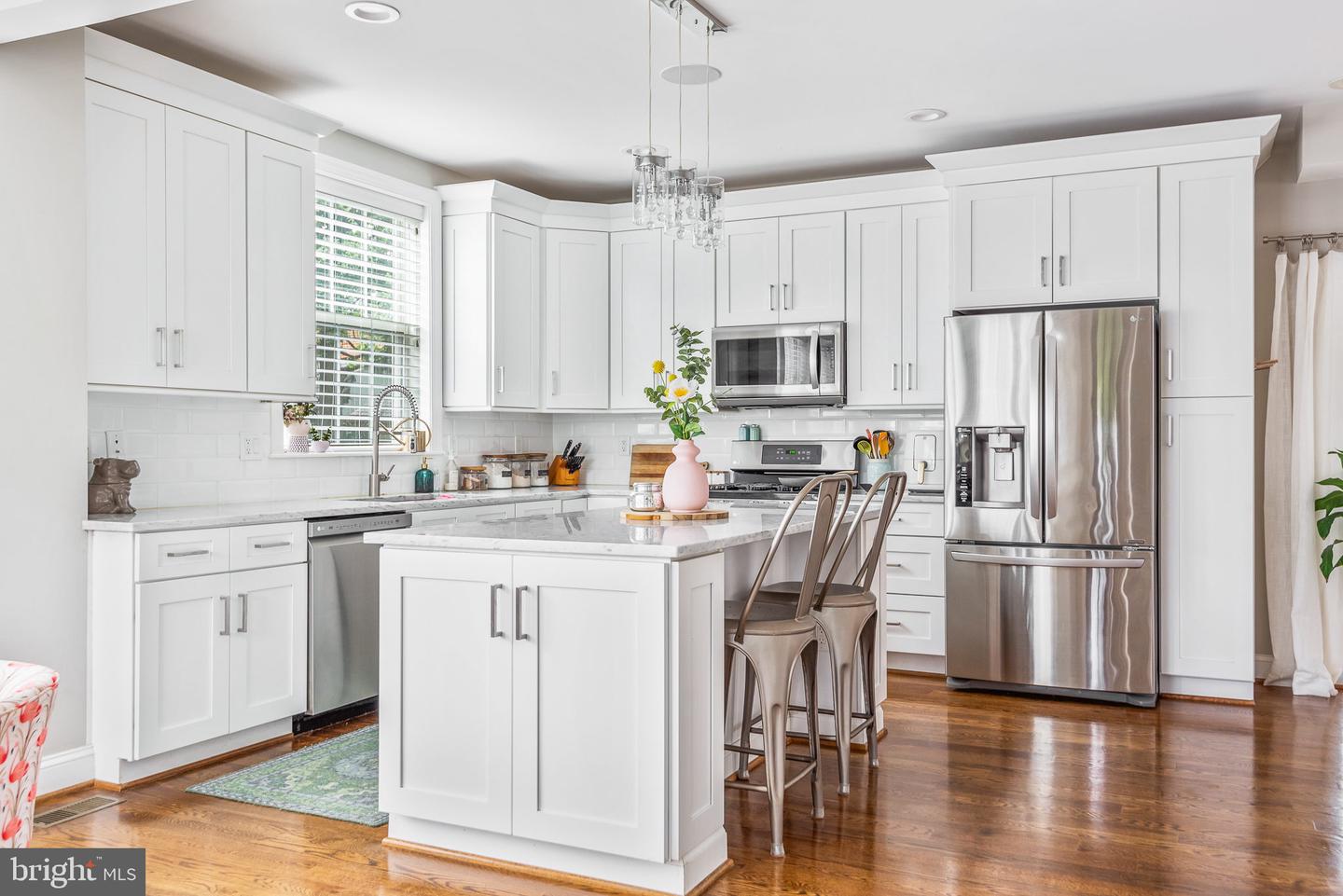 2704 BRENTWOOD ROAD NE