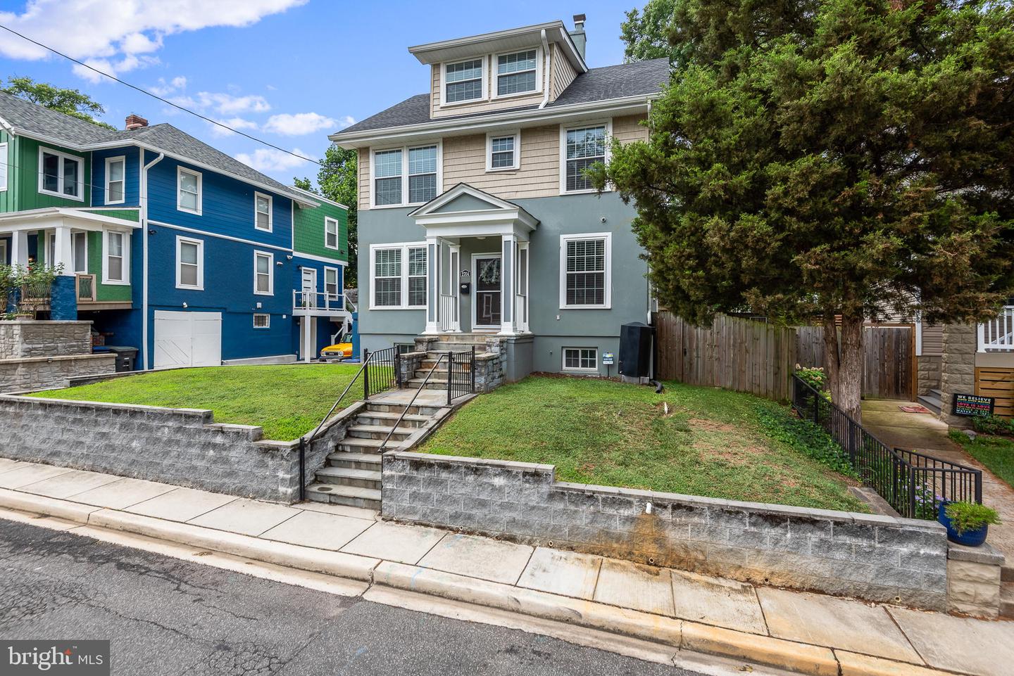 2704 BRENTWOOD ROAD NE
