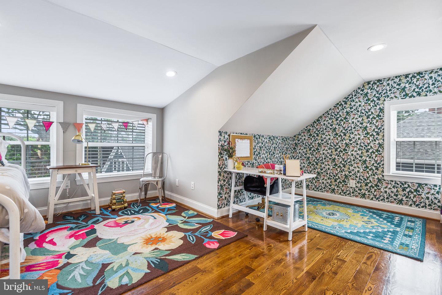 2704 BRENTWOOD ROAD NE