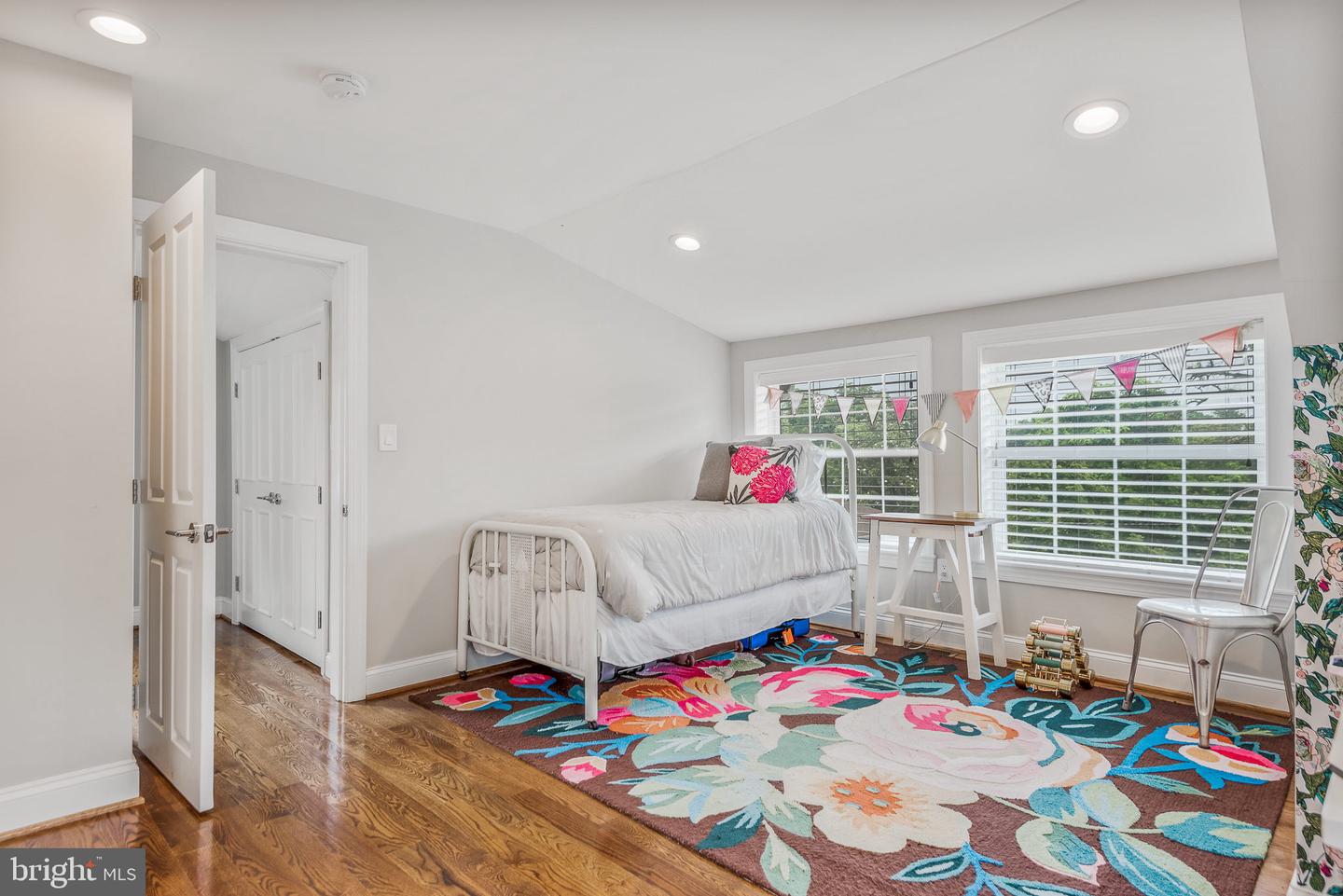 2704 BRENTWOOD ROAD NE