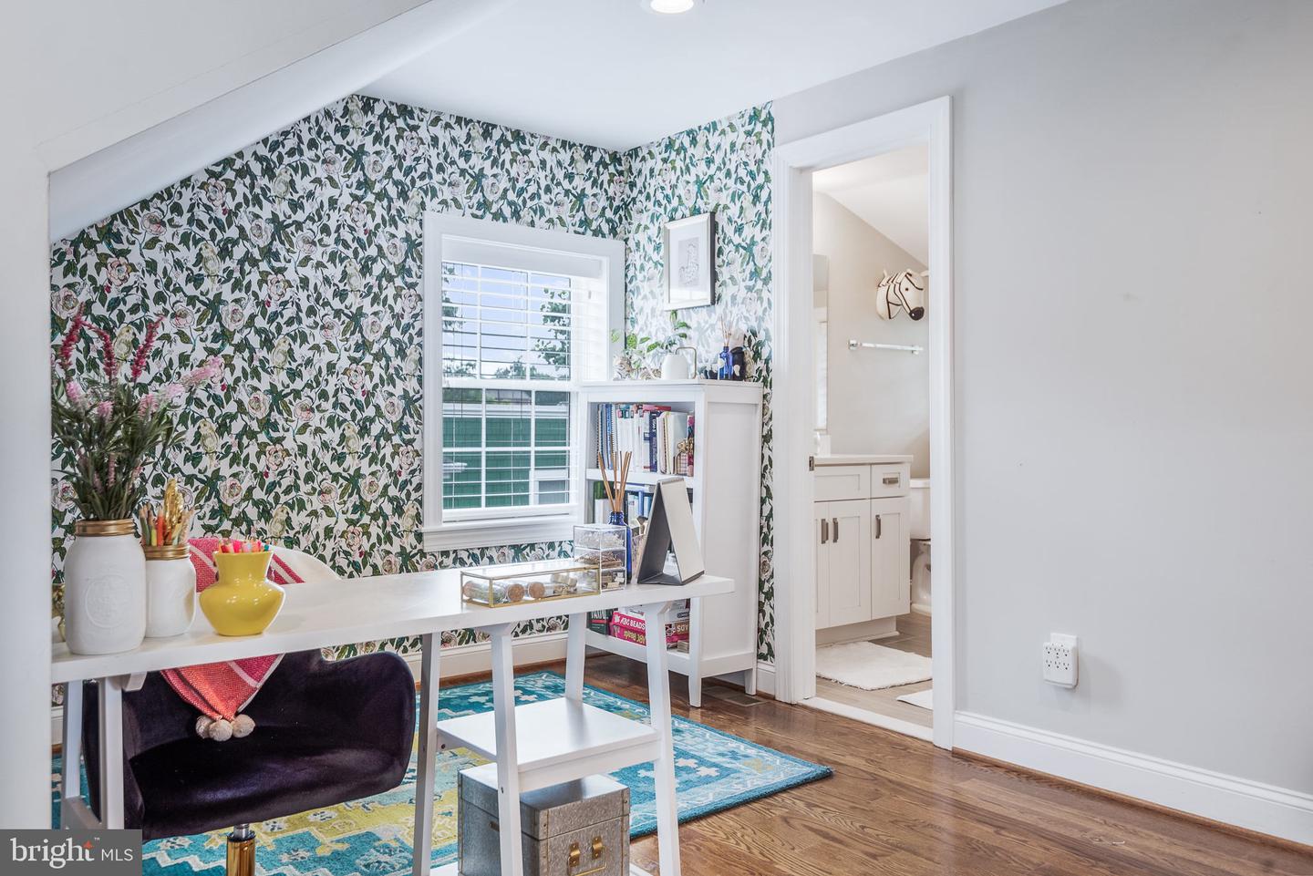 2704 BRENTWOOD ROAD NE