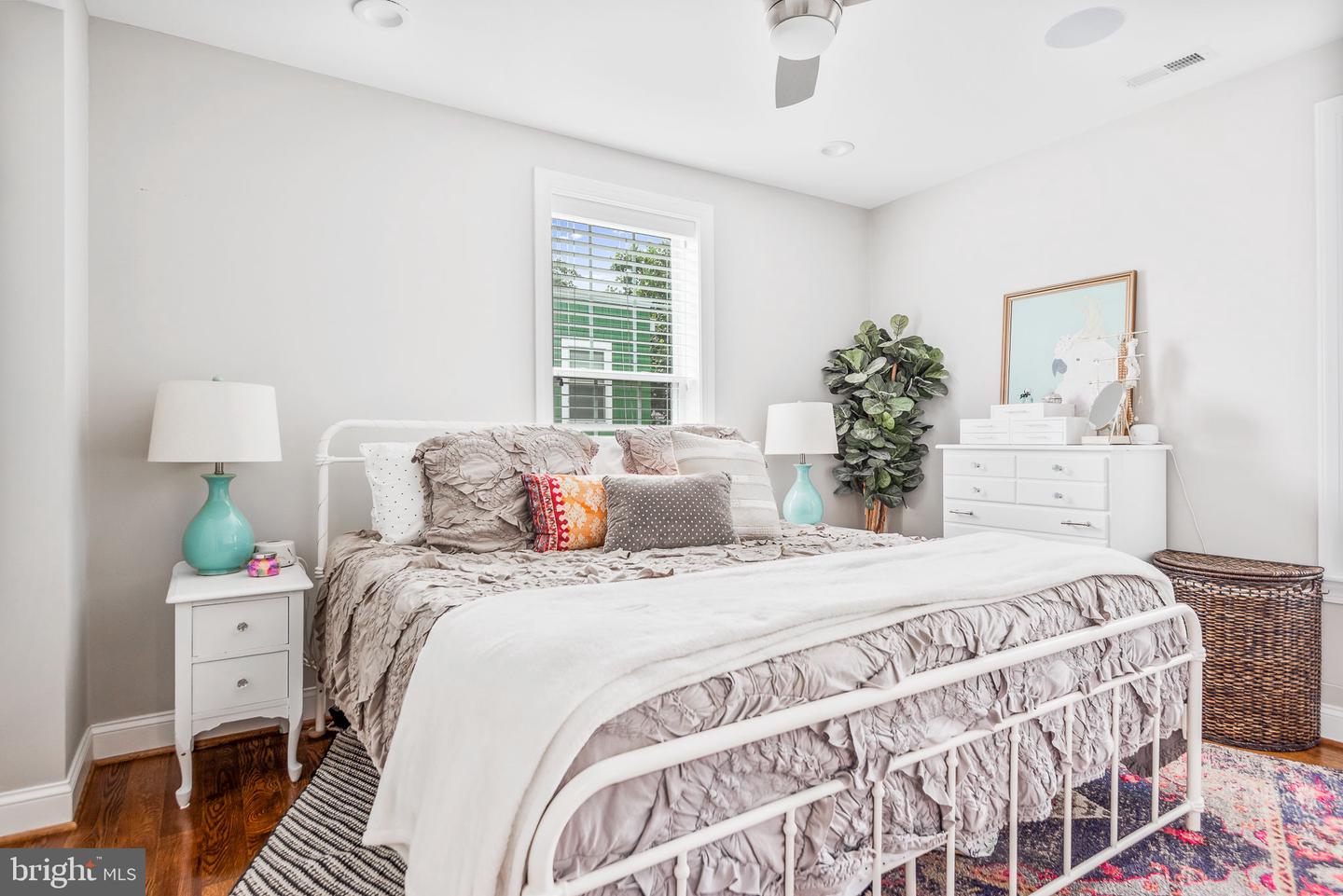 2704 BRENTWOOD ROAD NE