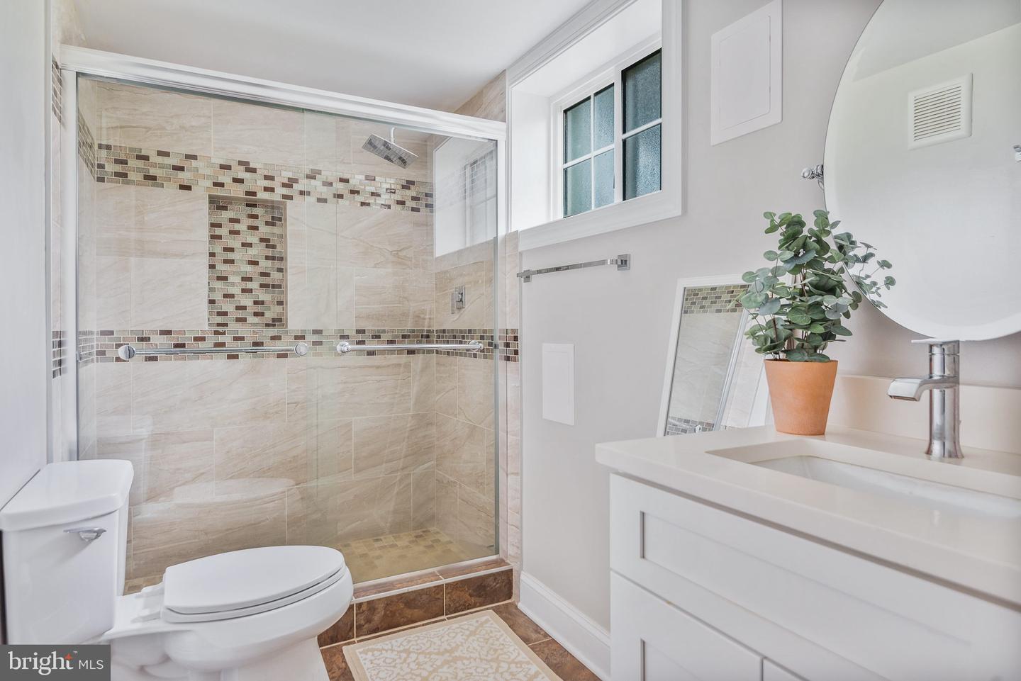 2704 BRENTWOOD ROAD NE