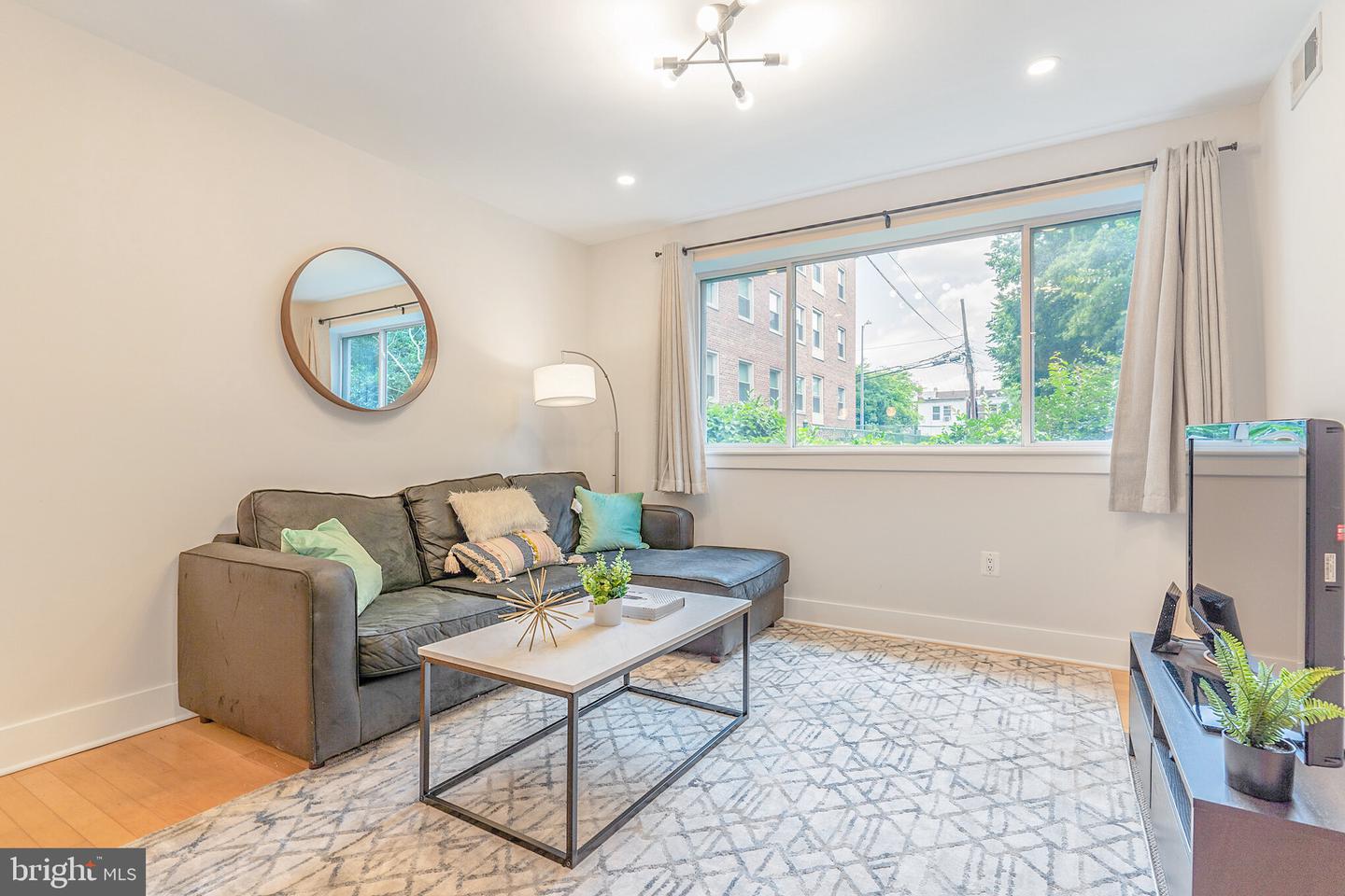 1907 3RD STREET NW Unit: 203
