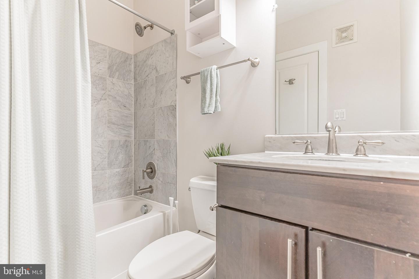 1907 3RD STREET NW Unit: 203