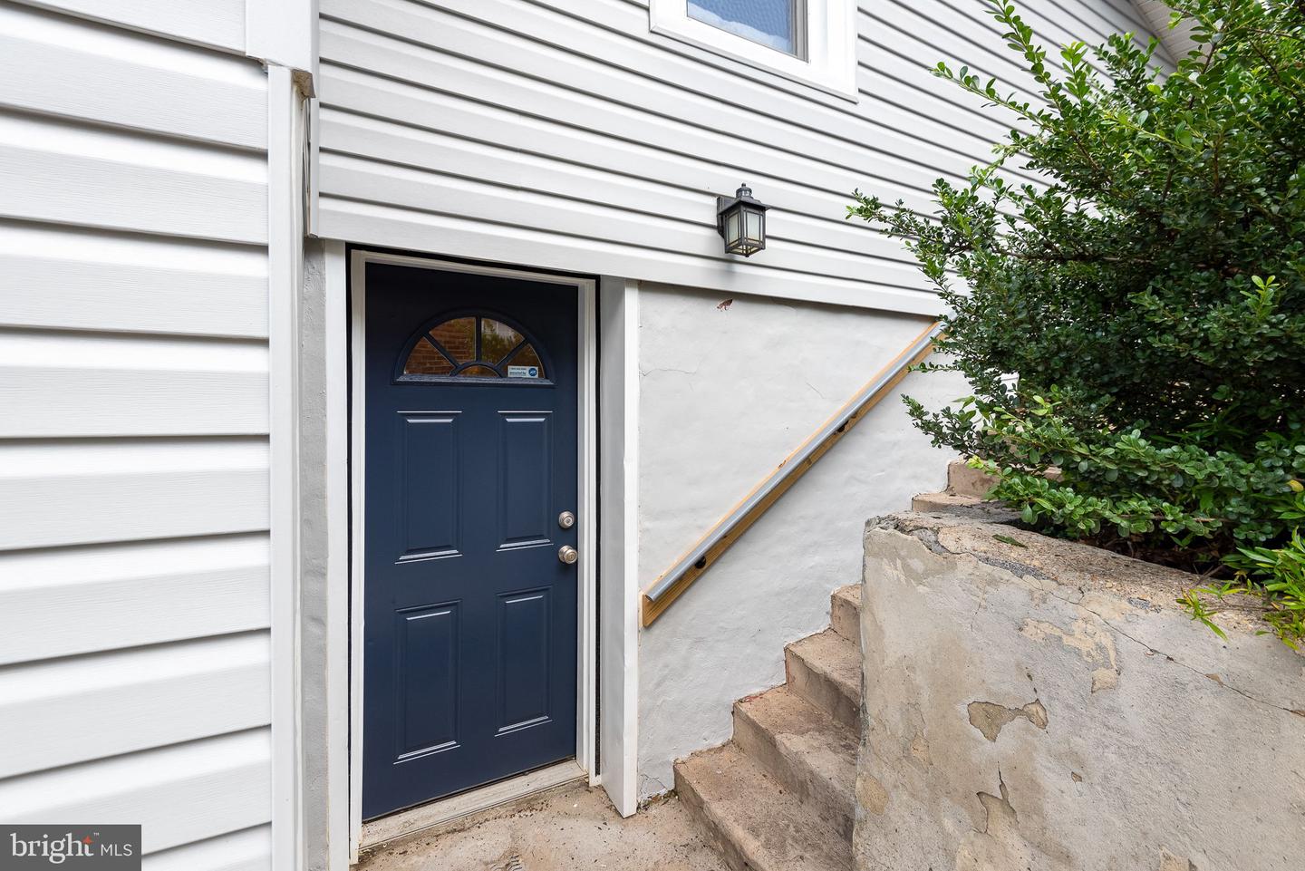 1408 MONROE STREET NE