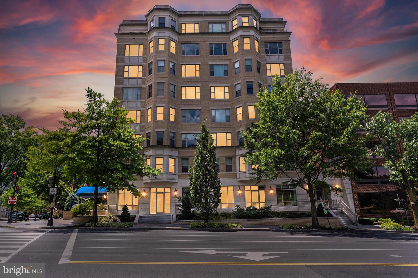 2600 PENNSYLVANIA AVENUE NW Unit: 301