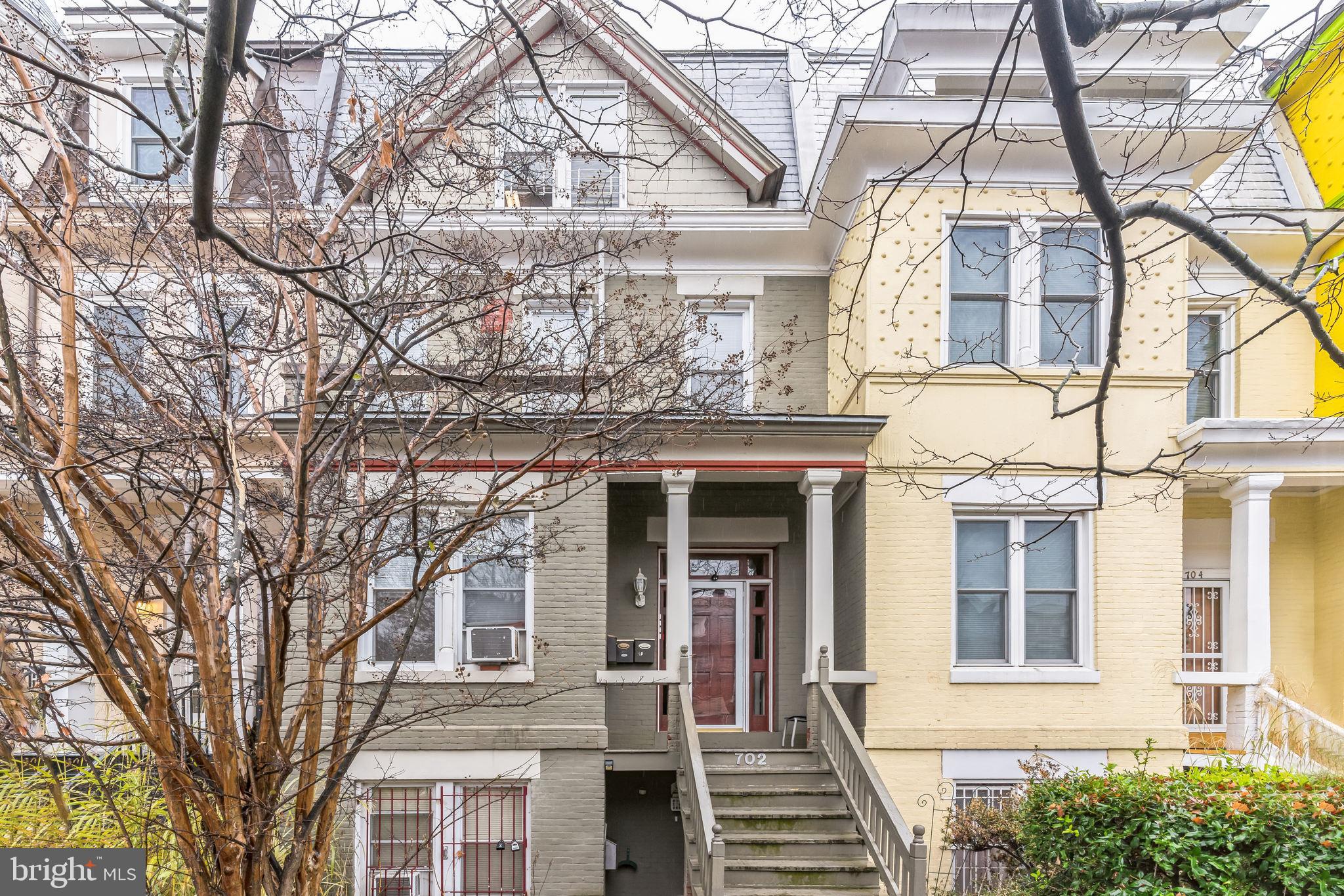 702 Quincy STREET NW