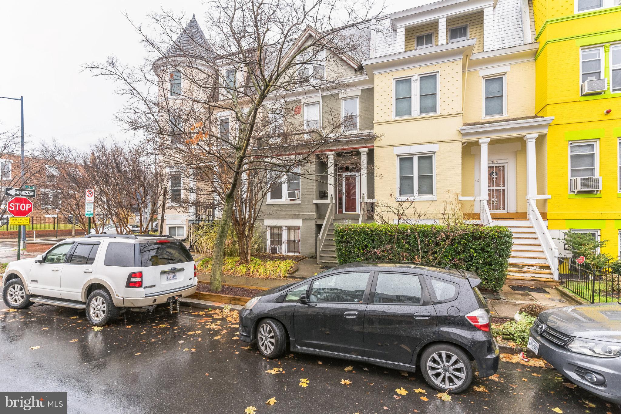 702 Quincy STREET NW