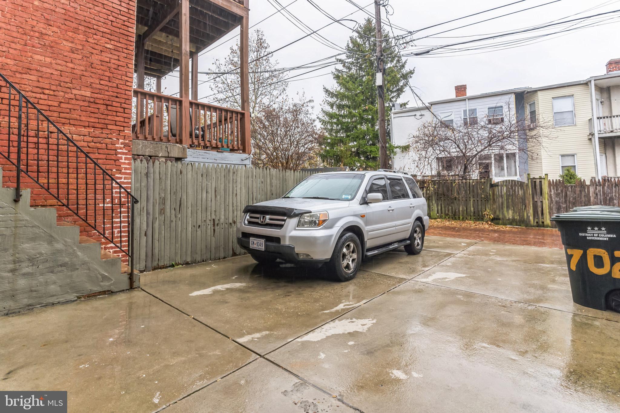 702 Quincy STREET NW