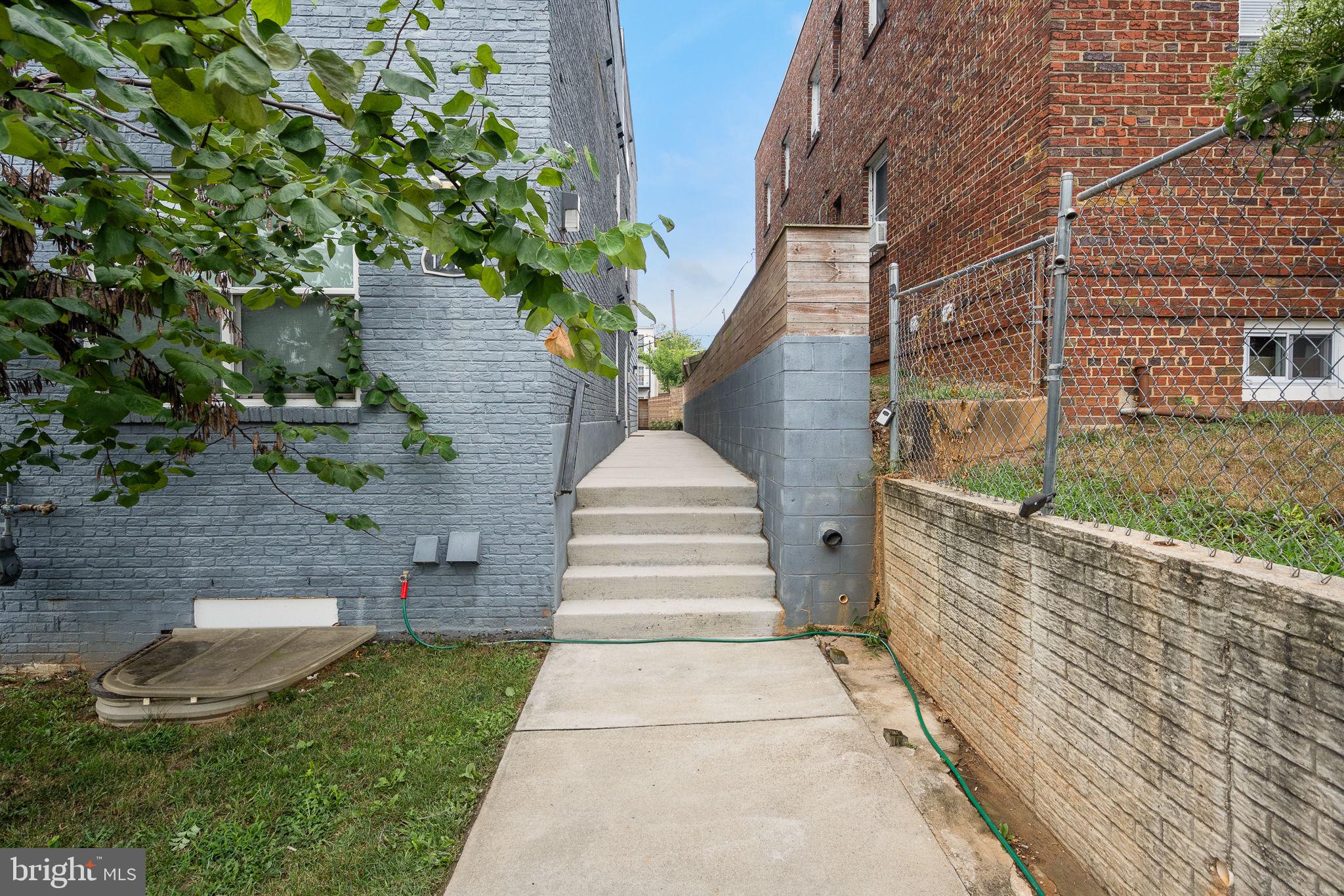 1920 3RD STREET NE 5