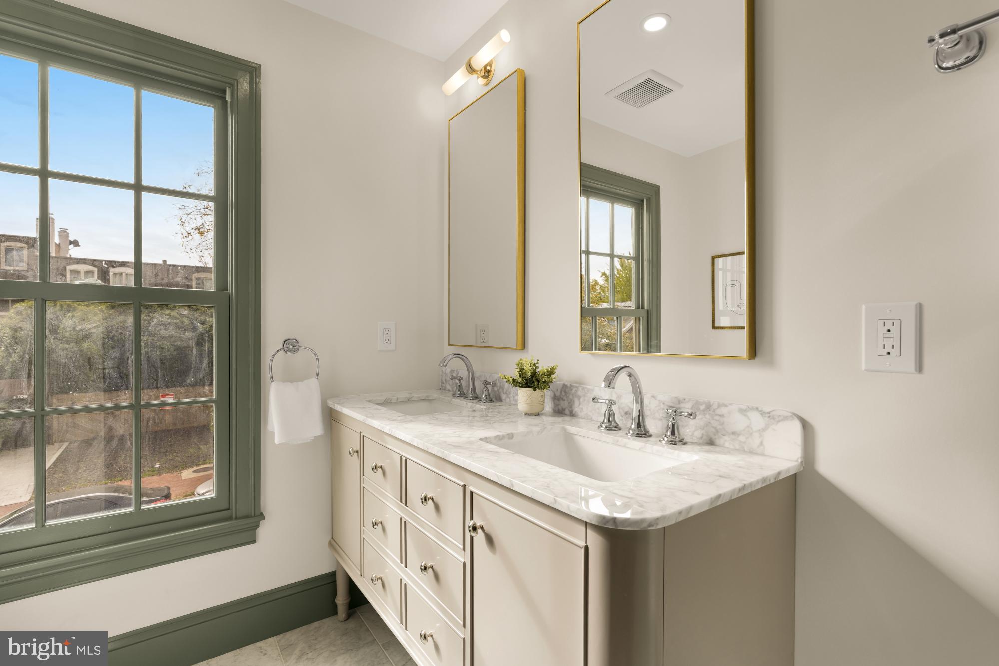 3277 PROSPECT STREET NW