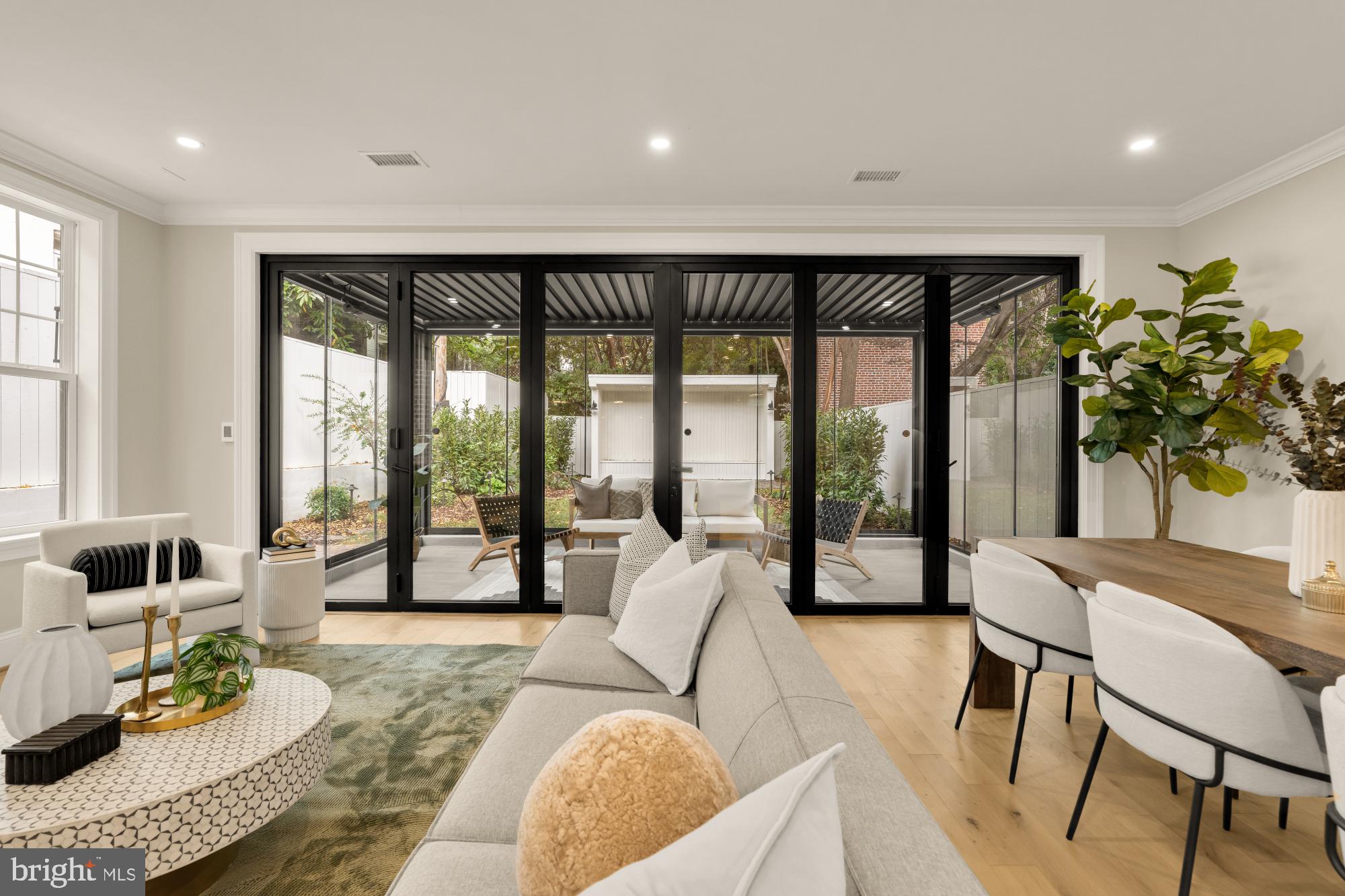 3277 PROSPECT STREET NW