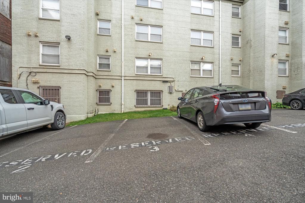 1628 C STREET SE Unit: 202