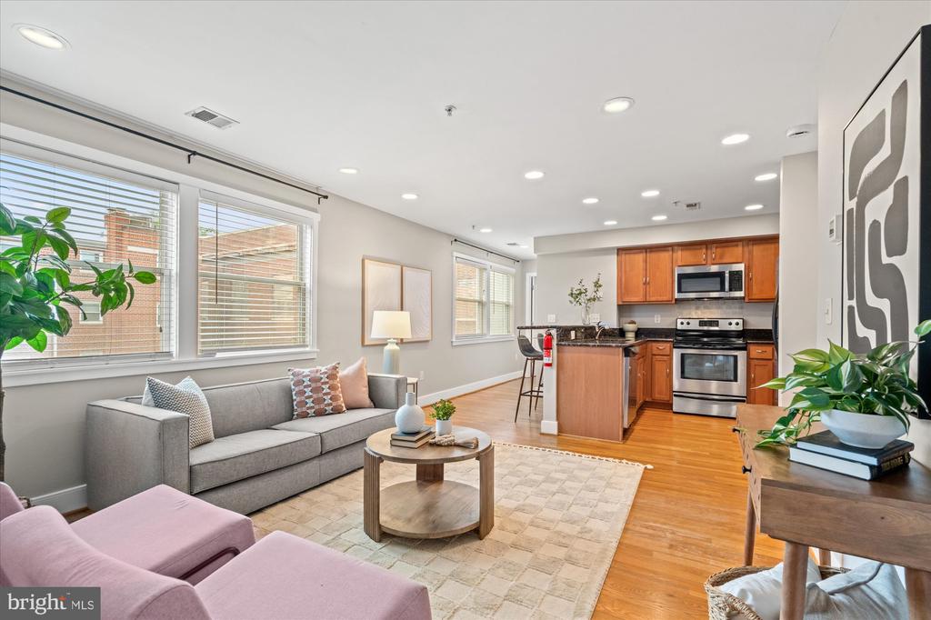 1628 C STREET SE Unit: 202