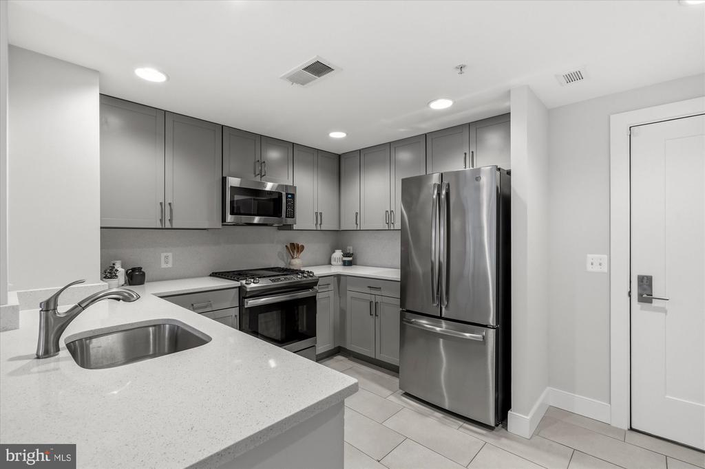 50 FLORIDA AVENUE NE Unit: 502
